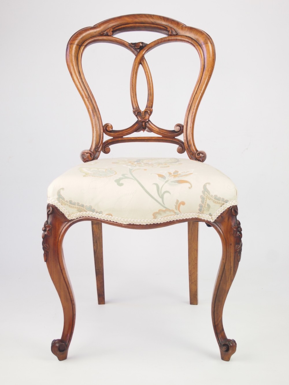 Antique Victorian Walnut Balloon Back Chair - Hall Chair