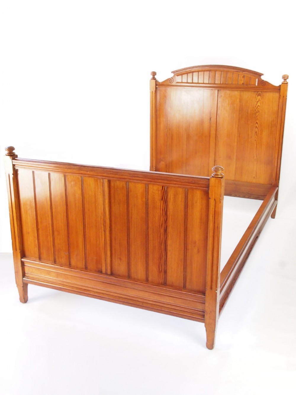 Antique Victorian Pitch Pine Large Single Bed