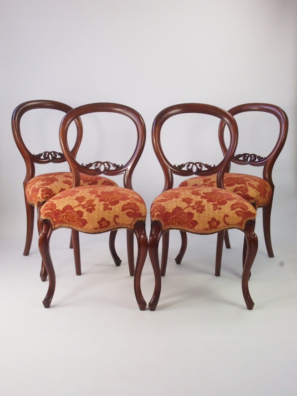 Set 4 Antique Victorian Mahogany Balloon Back Chairs