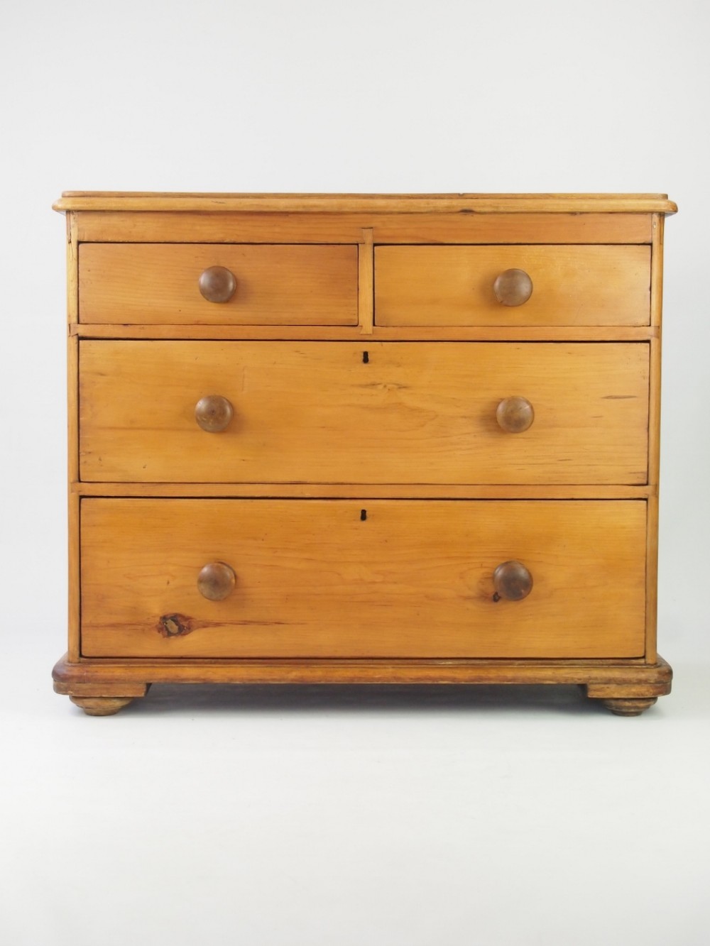 Small Victorian Pine Chest Drawers