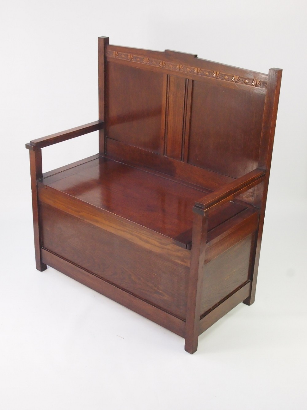 Small Art Deco Oak Box Settle