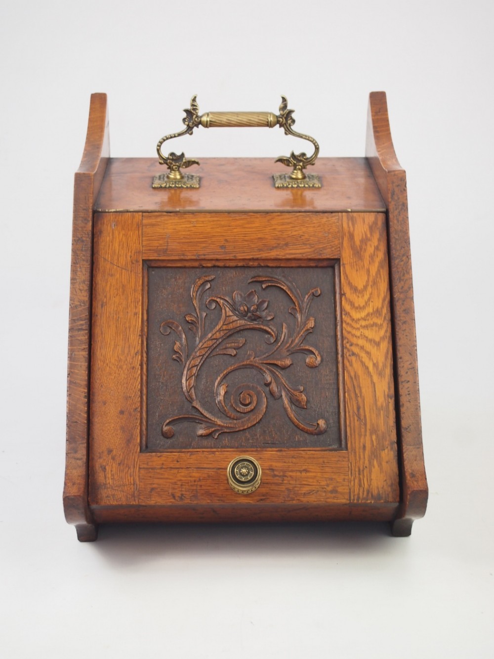 Antique Edwardian Oak Coal Scuttle Log Bin
