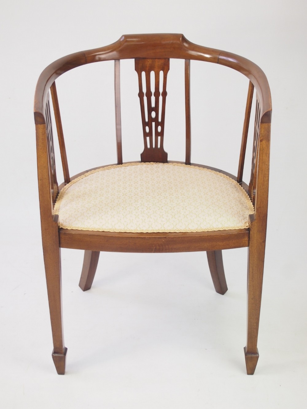 Antique Edwardian Mahogany Tub Chair