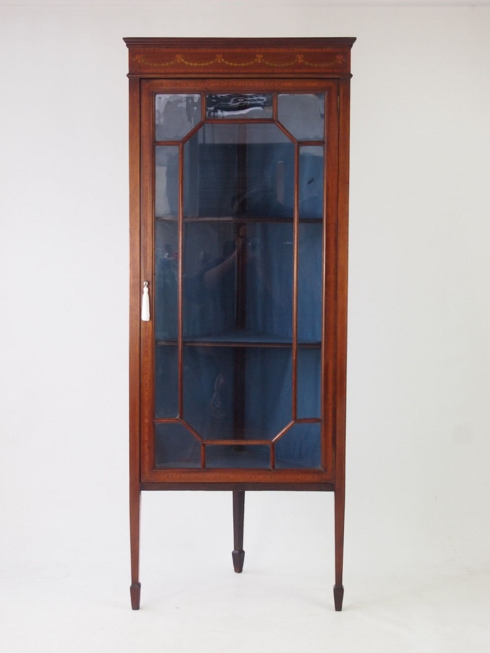 Edwardian Mahogany & Inlaid Standing Corner Cupboard