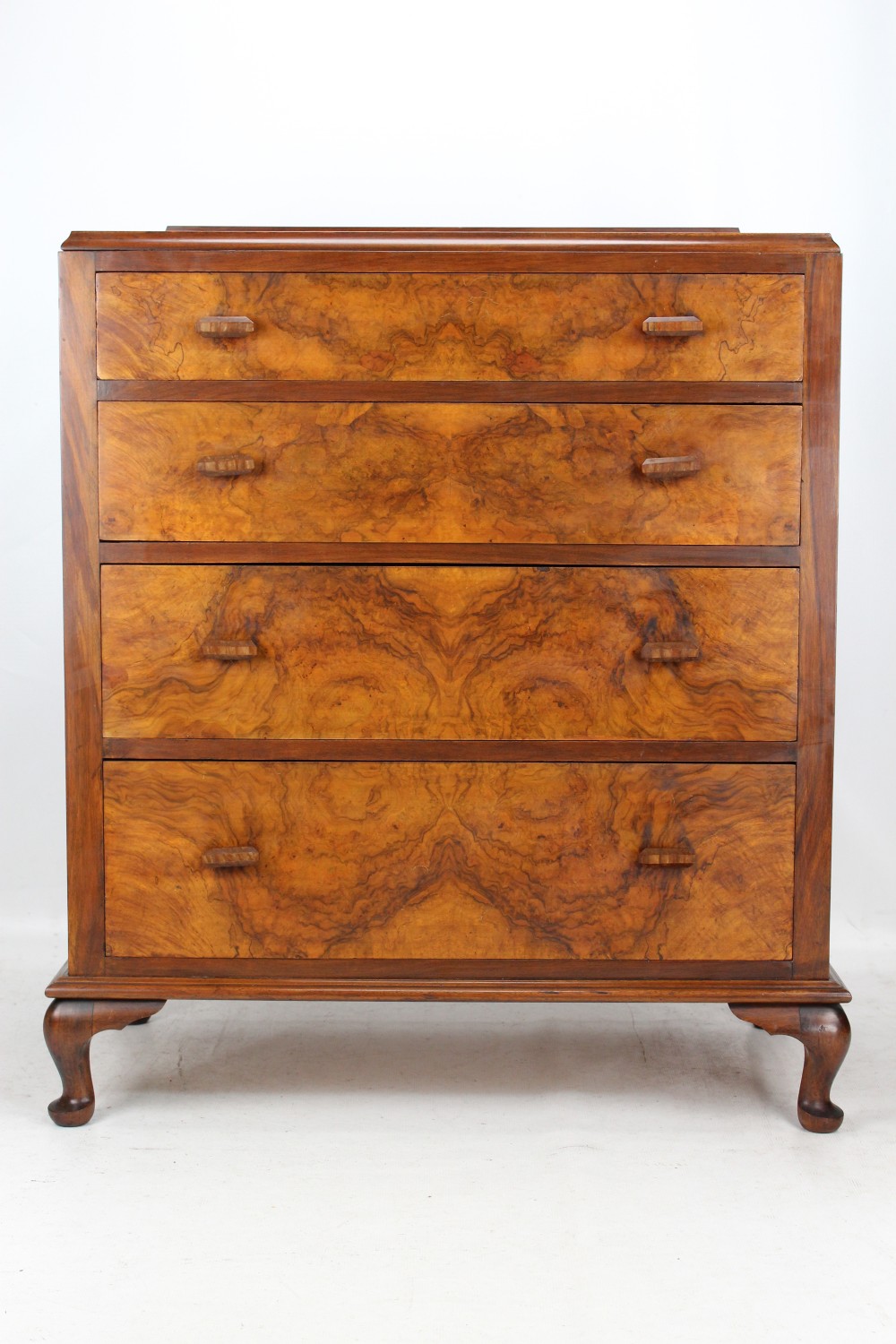 Art Deco Burr Walnut Chest of Drawers