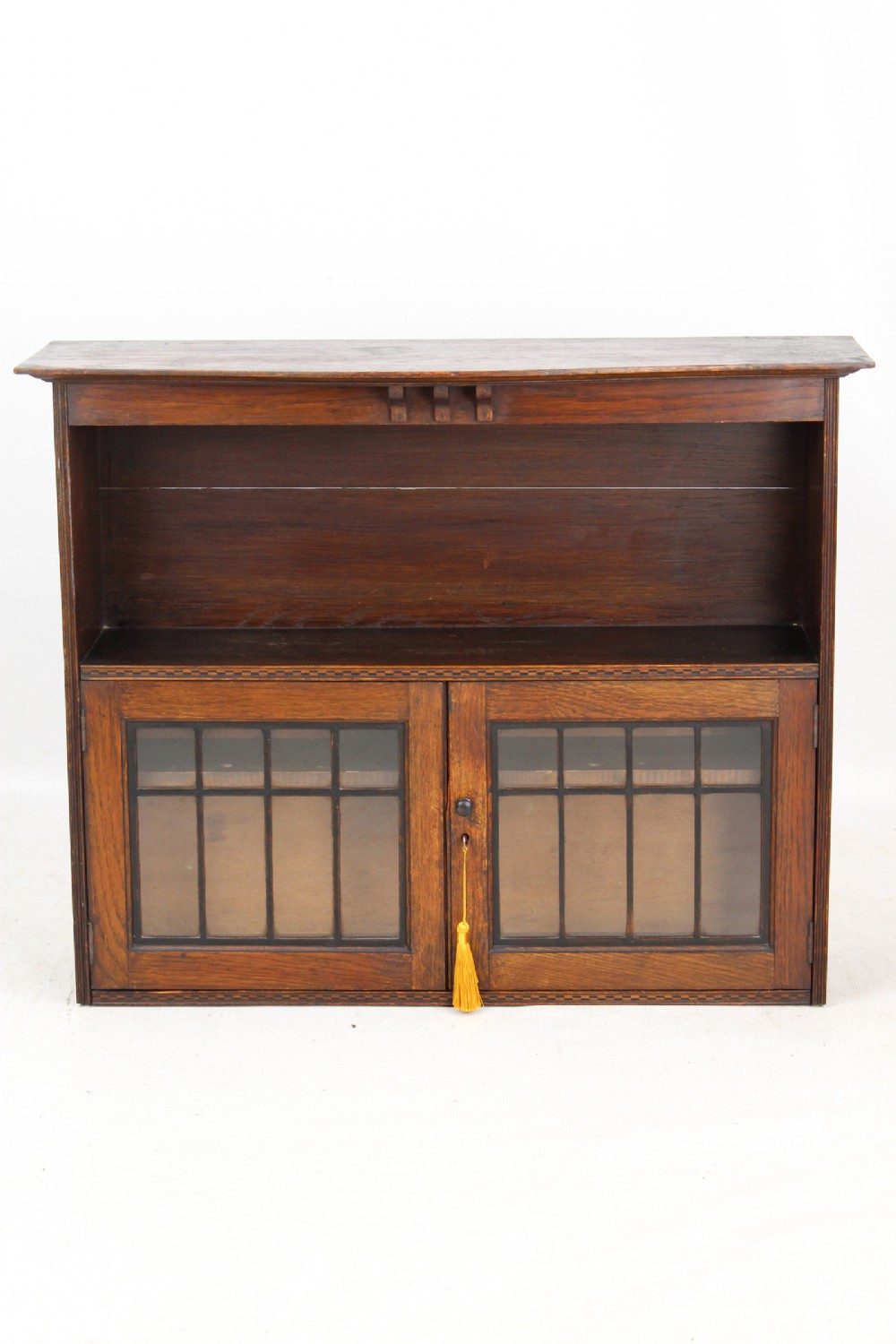 Edwardian Arts & Crafts Oak Wall Cabinet Cupboard
