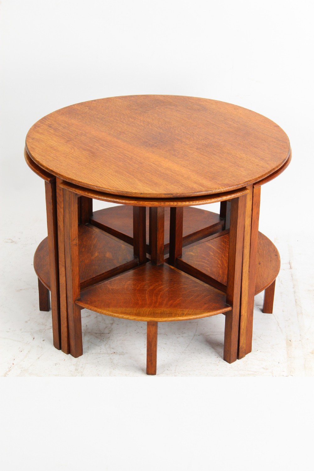 Quintetto Nest of 5 Art Deco Oak Tables