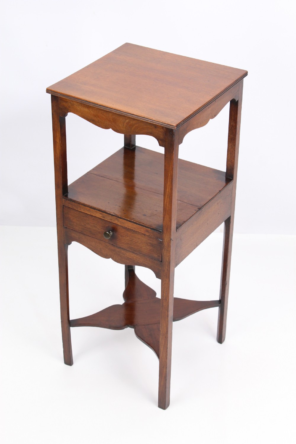 Georgian Mahogany Bedside Table with Drawer