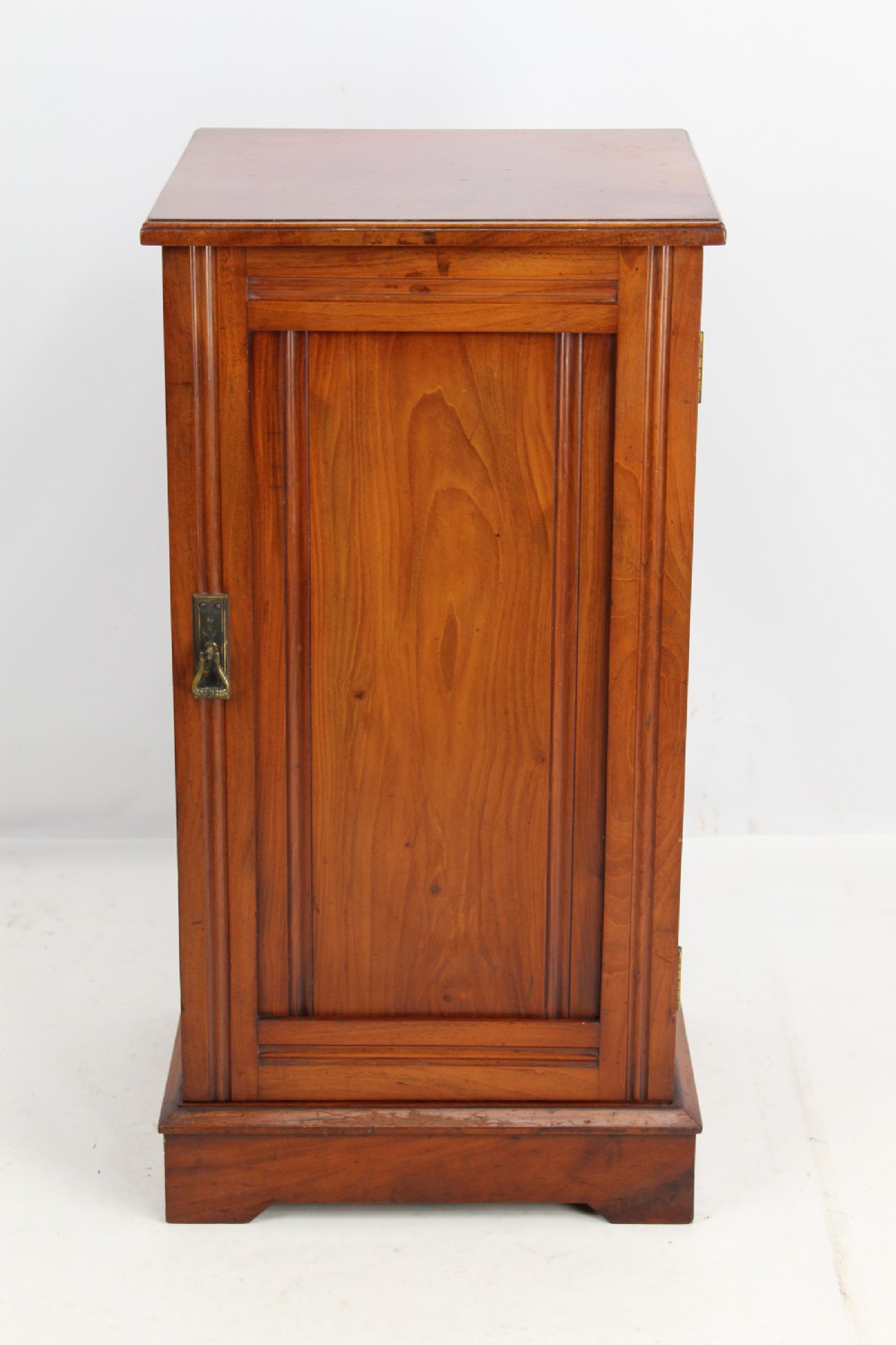 Victorian Mahogany Bedside Cabinet