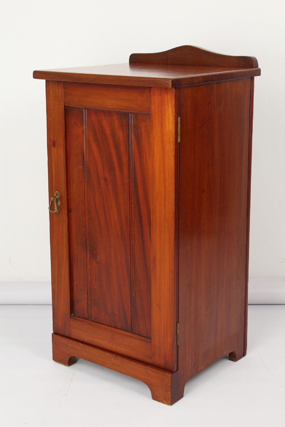 Victorian Mahogany Bedside Cabinet Cupboard