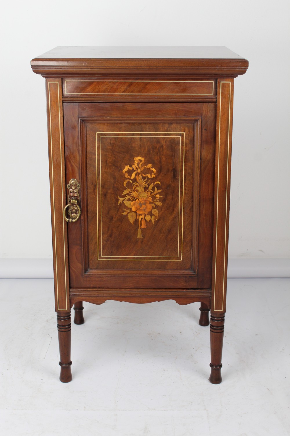 Edwardian Mahogany Inlaid Bedside Cabinet