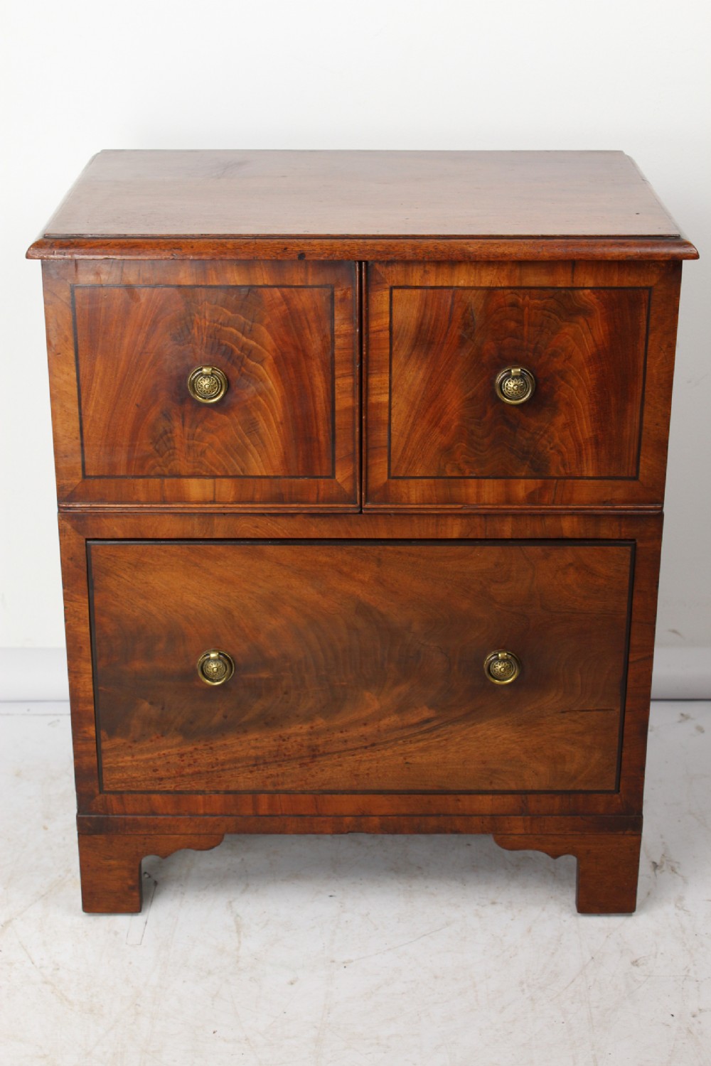 Georgian Mahogany Side Cabinet with Drawer