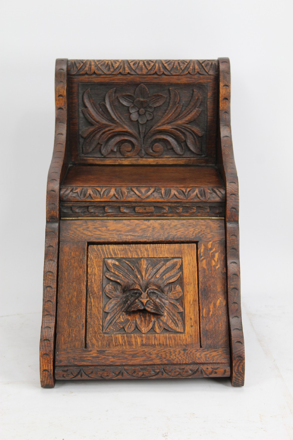 Victorian Gothic Revival Oak Coal Scuttle Log Bin