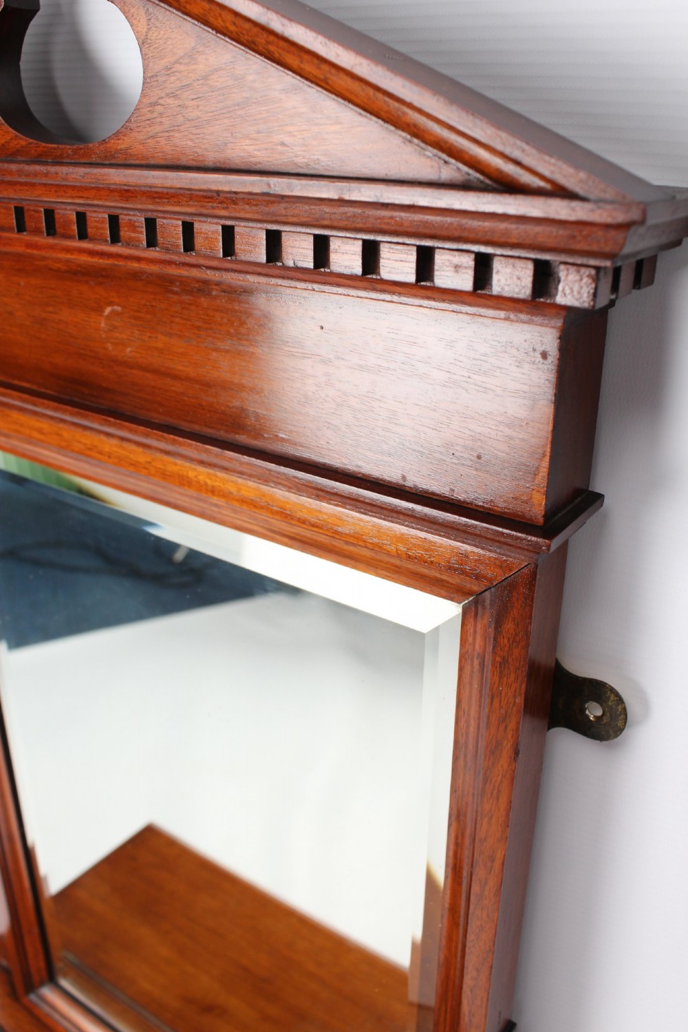 Edwardian Walnut Valet Mirror with Glove Box View XI