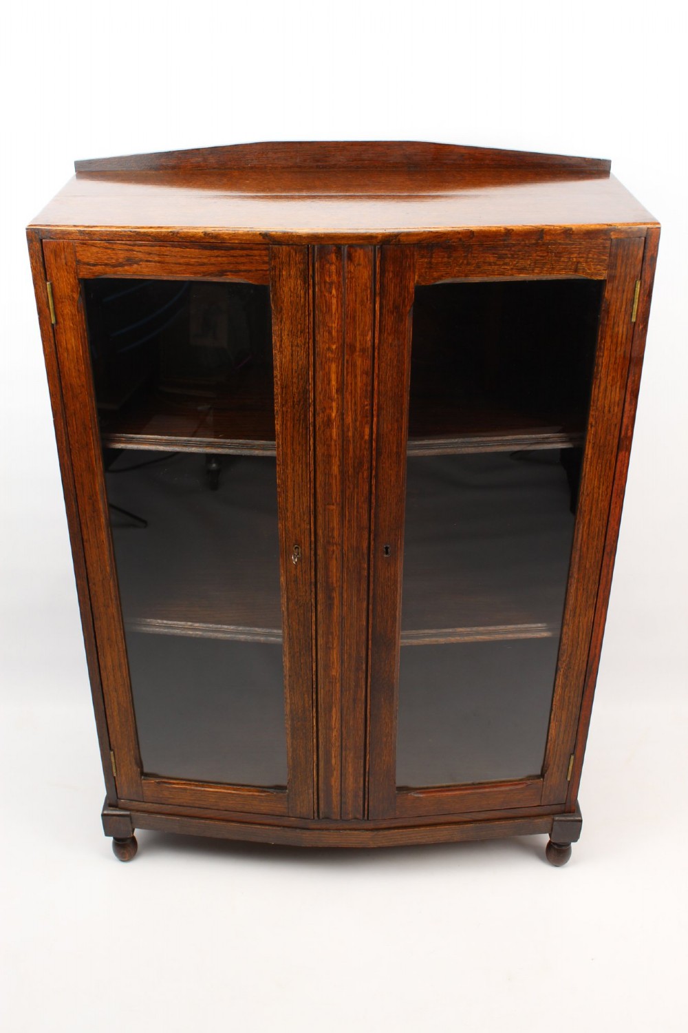 Small & Slim 1920s Oak Bookcase View II