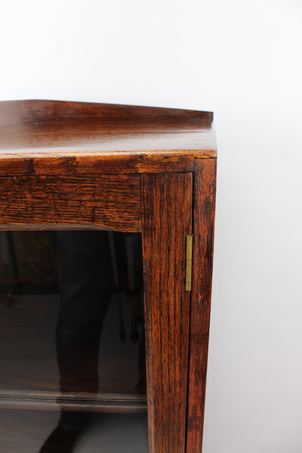 Small & Slim 1920s Oak Bookcase View XI