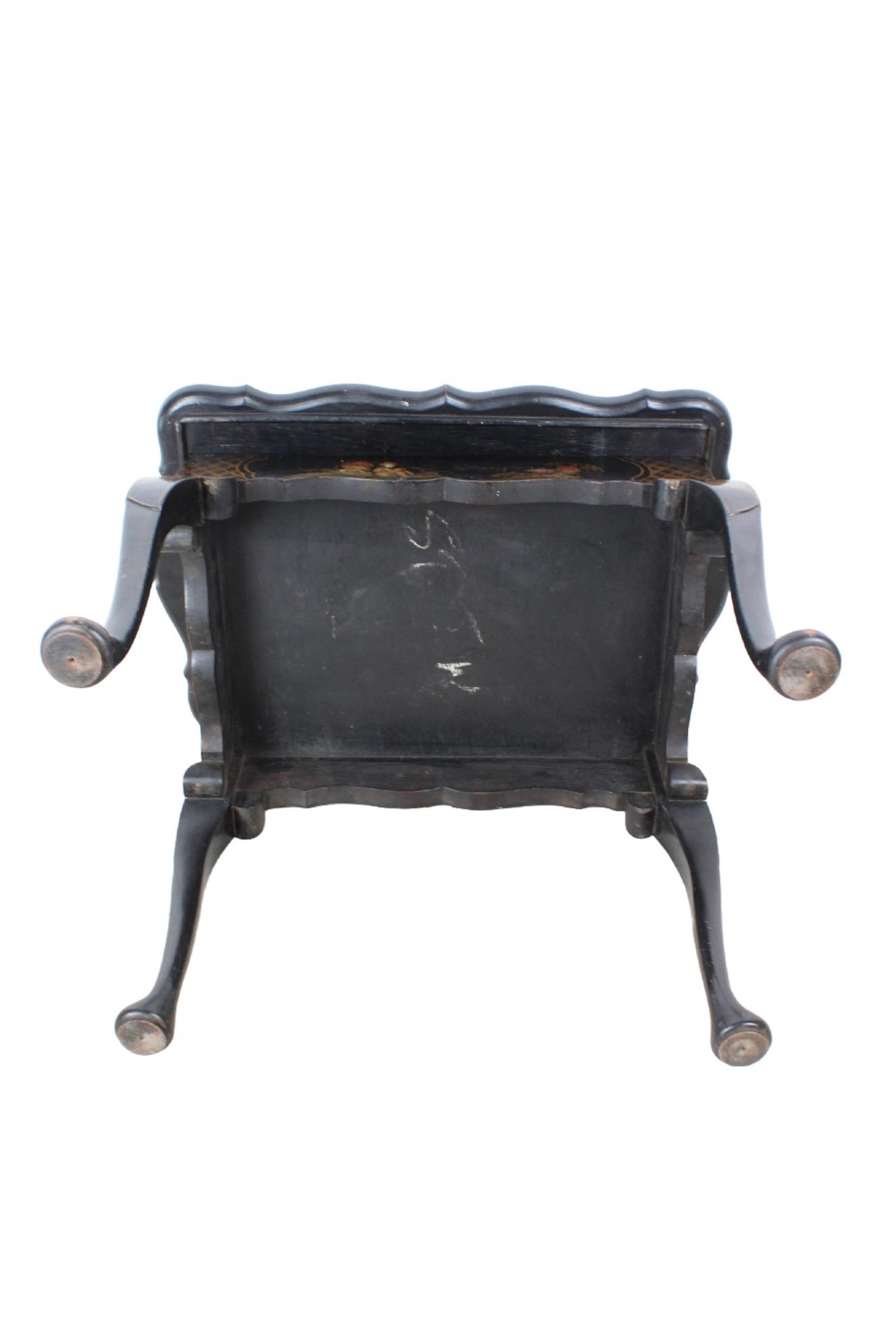 A low black lacquered Edwardian coffee table featuring gilded Chinoiserie figures, a serpentine tray-top edge, and cabriole legs. View XI