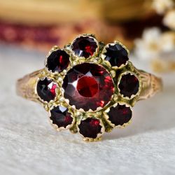 THE ANTIQUE EDWARDIAN GARNET CLUSTER BOHEMIAN RING