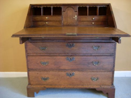 A Georgian Oak Bureau