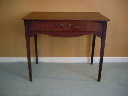A Geo III Mahogany Side Table with Drawer