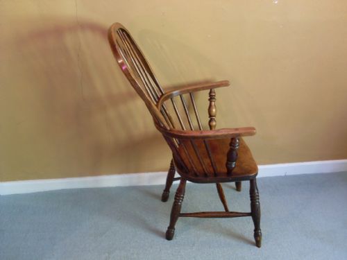 fig 1. 19thC Windsor chair (good colour)