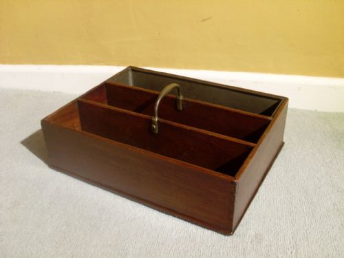 A Geo III Cutlery Tray