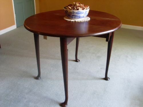 fig 1. A Geo III oval supper table