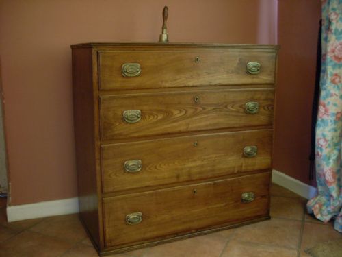 A Georgian Elm Plateau Based Chest