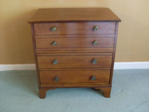 A Small 19thc Chest of Drawers