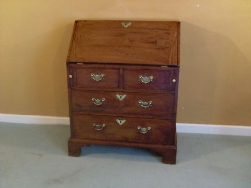 A Small Georgian Bureau