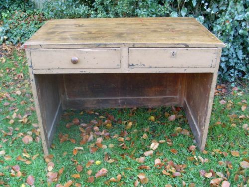 fig 1. A small 19thC shop counter or desk