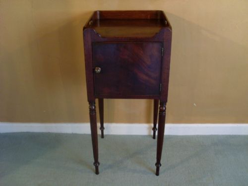 An Early 19thc Tray Top Bedside Stand
