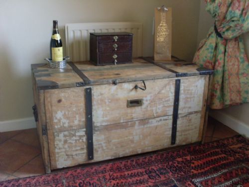 A Military Campaign Trunk