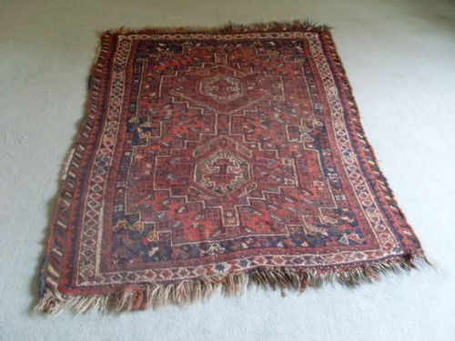 An Antique Rug 160 X 110 Cms