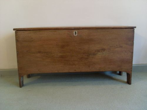 A Small Early 19thc Elm 6 Plank Coffer
