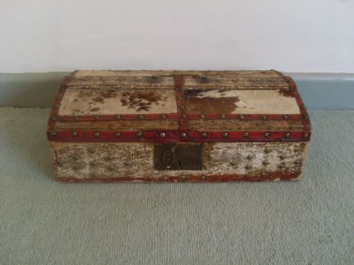 A French Dome Topped Trinket Box