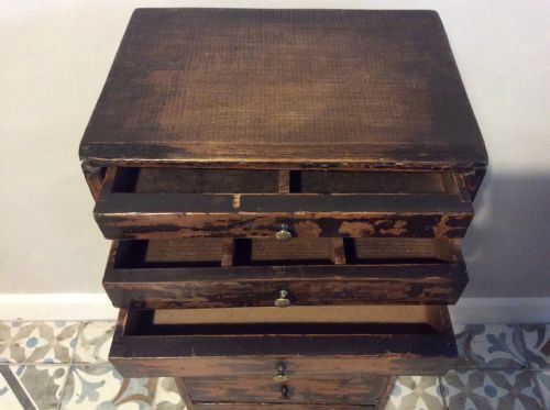 A WATCHMAKERS TALL BANK OF 9 DRAWERS - ADDITIONAL PHOTO 2