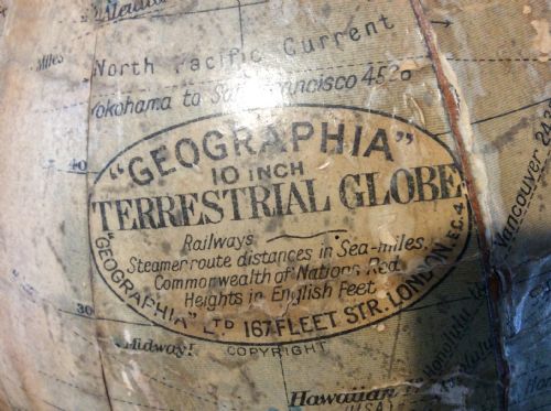 A GEOGRAPHIA 10'' TERRESTRIAL WORLD GLOBE - ADDITIONAL PHOTO 1