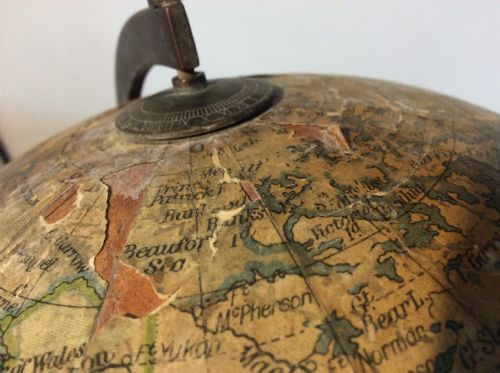 A GEOGRAPHIA 10'' TERRESTRIAL WORLD GLOBE - ADDITIONAL PHOTO 13