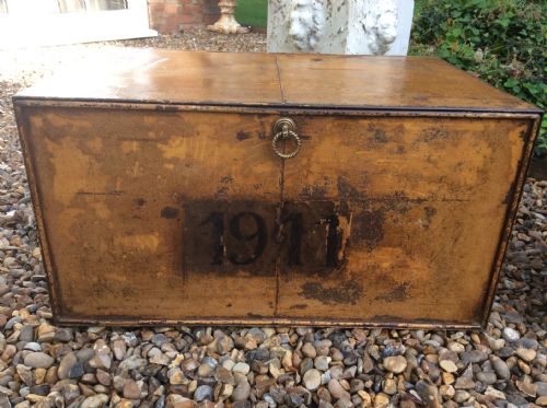 A PAIR OF VICTORIAN BEDSIDE DEED BOXES - ADDITIONAL PHOTO 6