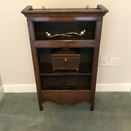 A DIMINUTIVE FRENCH DWARF BOOKCASE - ADDITIONAL PHOTO 1