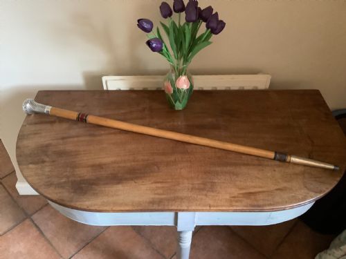 A VERY SUBSTANTIAL MILITARY WALKING CANE - ADDITIONAL PHOTO 4