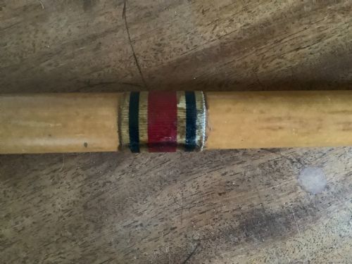 A VERY SUBSTANTIAL MILITARY WALKING CANE - ADDITIONAL PHOTO 5