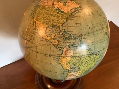AN 8'' BACONS EXCELSIOR GLOBE - ADDITIONAL PHOTO 4