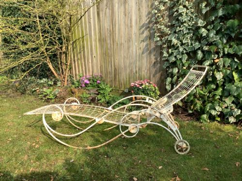 A FRENCH GARDEN LOUNGER - ADDITIONAL PHOTO 1