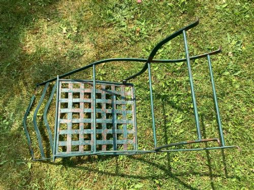 A SET OF FOUR FRENCH FOLDING IRON GARDEN CHAIRS - ADDITIONAL PHOTO 13