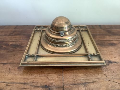 A VICTORIAN INKSTAND AND INKWELL