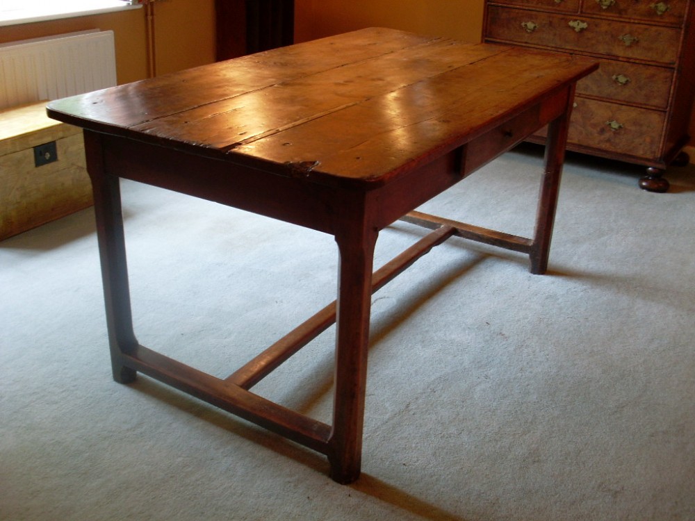  A French farmhouse table.... wonderful colour