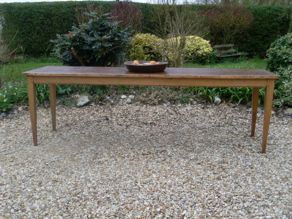 A long 19thC French farmhouse table