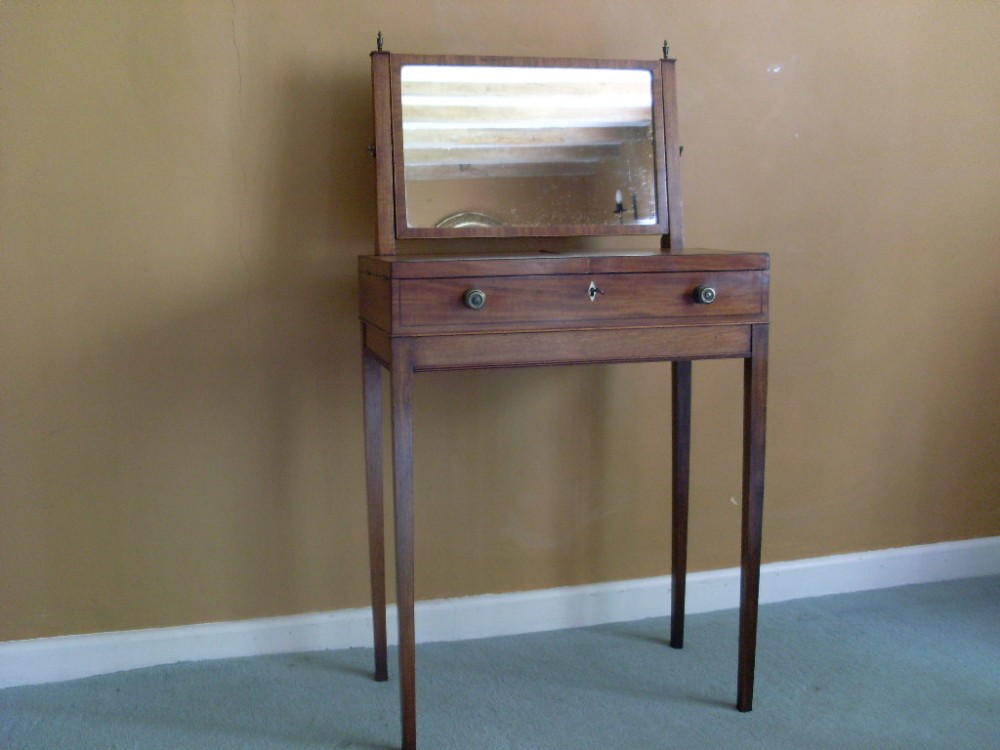 A small Regency dressing table